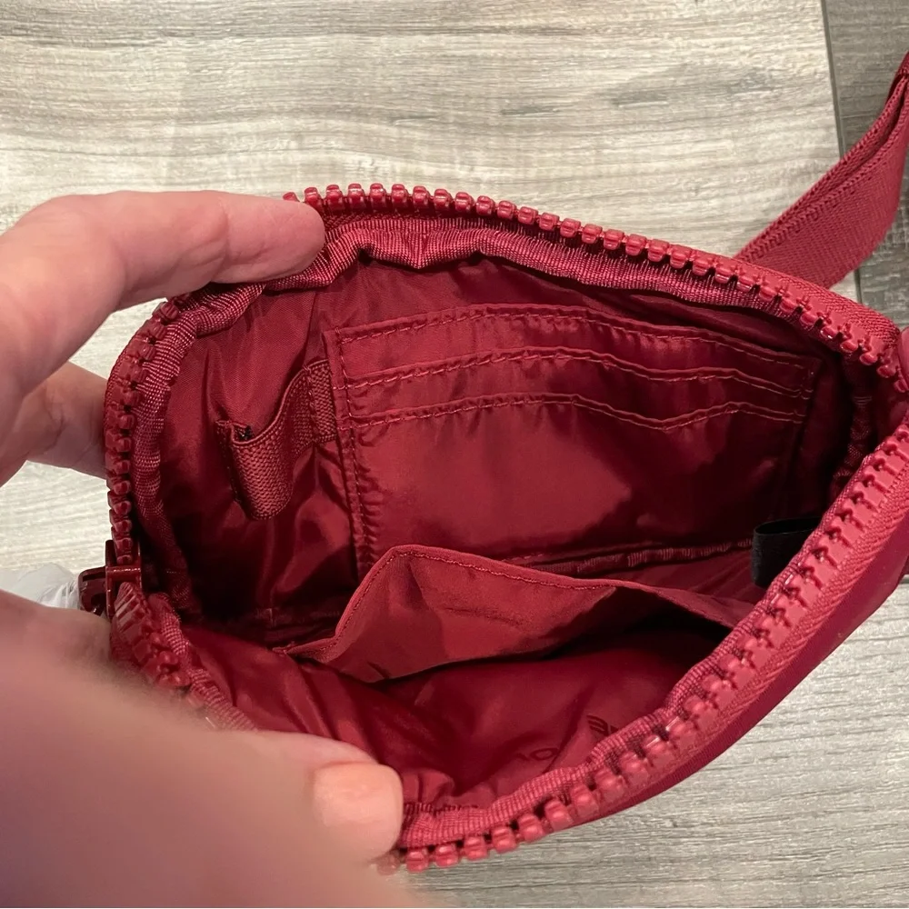 Dagne Dover x Sephora Bag (Phone Sling) Limited Edition (NWT) Red